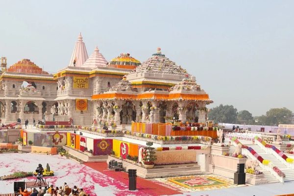 4N5D Varanasi Prayagraj Ayodhya Tour Package