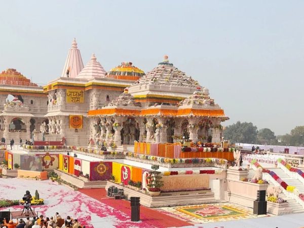 4N5D Varanasi Prayagraj Ayodhya Tour Package