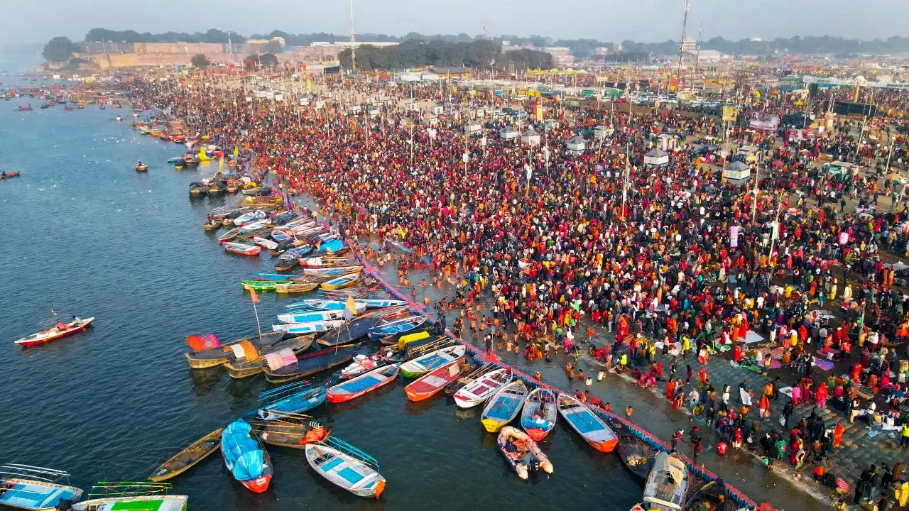 Delightful Kumbh Mela Prayagraj 2026 – Pilgrim's Guide 1 Kumbh Mela Prayagraj 2026 – Pilgrim's Guide
