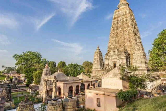 Varanasi to Gaya Pilgrimage Packages (2026) – Booking ₹3499