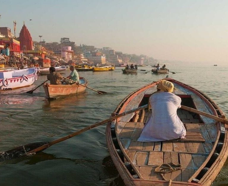 varanasi boat ride 2