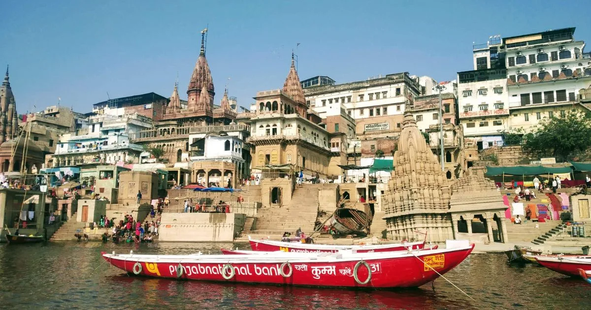 Family Room Full Day Varanasi Tour Boat Package