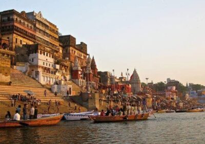 Best 2025 Shravan Special Boat Rides in Varanasi: Evening Aarti & Ganga Snan Tips