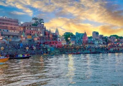 Best Varanasi Boat Ride Price 2026 – Sunrise & Sunset Booking Guide