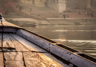 10 What to Expect on a Guided Boat Tour in Varanasi: A Complete Experience