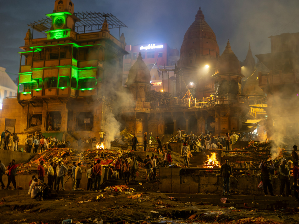 Top 10 Best Hidden Ghats in Varanasi During Shravan: A Quieter Pilgrimage 1 Hidden Ghats in Varanasi During Shravan