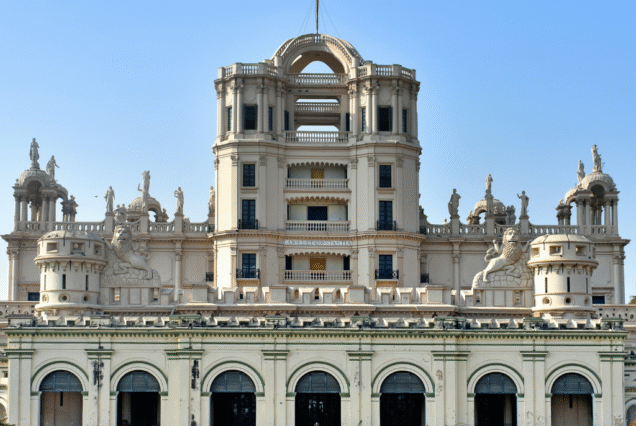 Lucknow Tour Package