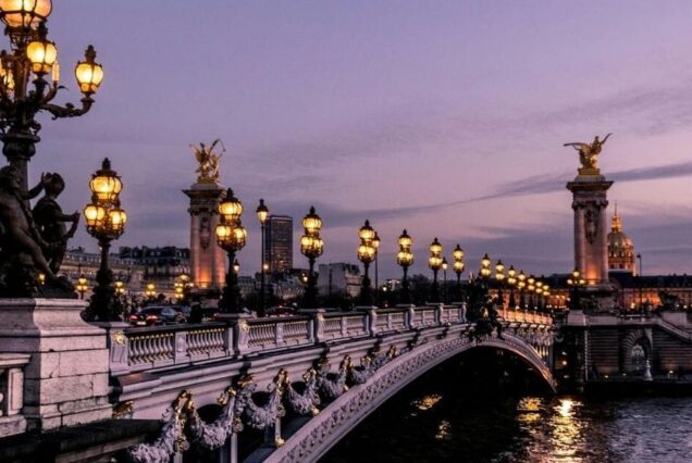 11 Days Europe Tour Package France, Switzerland, Austria, Italy & Vatican City | TripCosmos.co