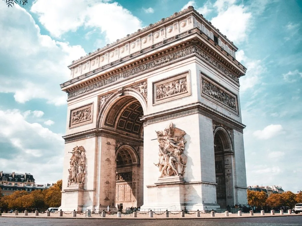 11 Days Europe Tour Package France, Switzerland, Austria, Italy & Vatican City — high-quality image