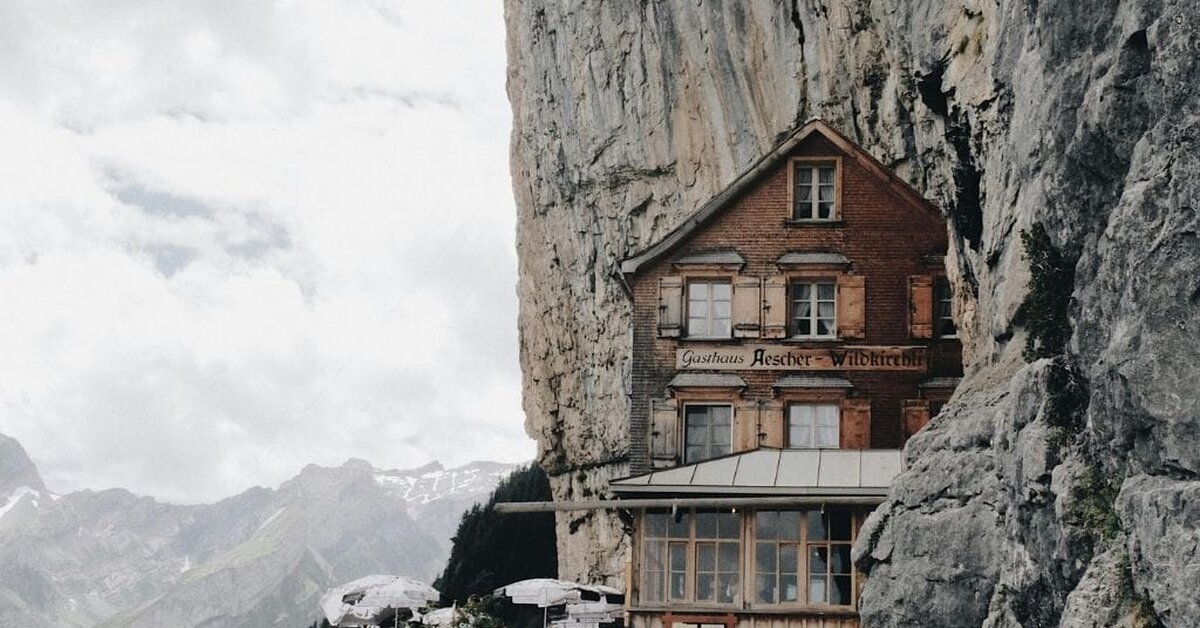 11 Days Europe Tour Package France, Switzerland, Austria, Italy & Vatican City — high-quality image
