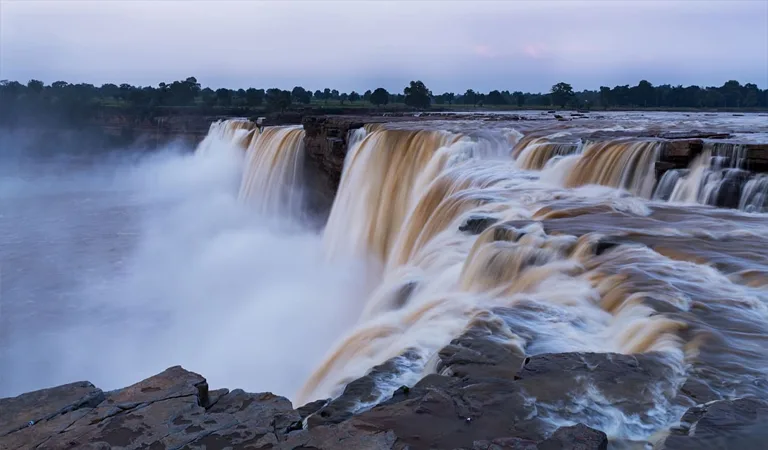 5 Best Boat Rides on the Mandakini River: A Spiritual Experience in Chitrakoot — high-quality image.