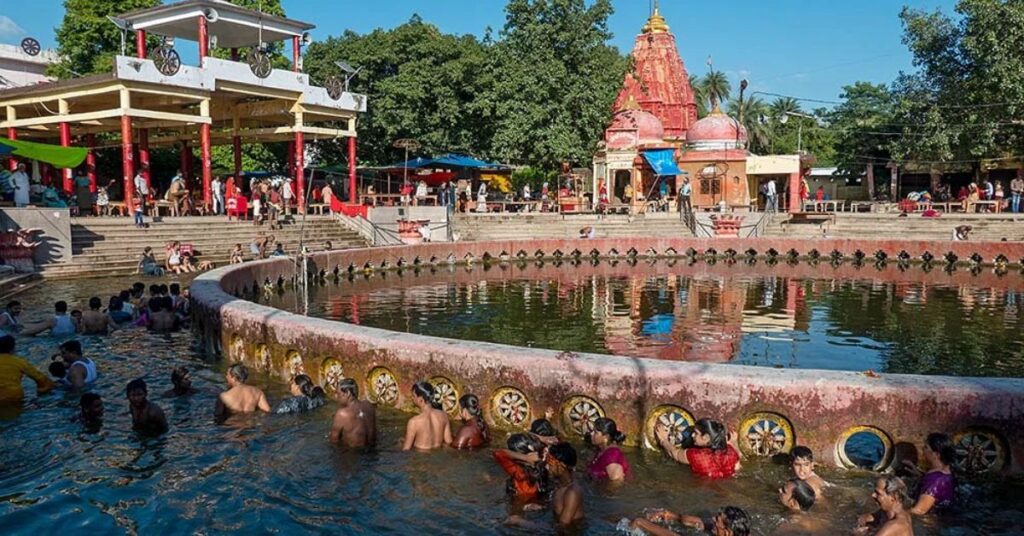 Experience Blissful Shravan in Naimisharanya: Rituals, Temple Visits & 3-Day Itinerary Guide 2 Shravan in Naimisharanya