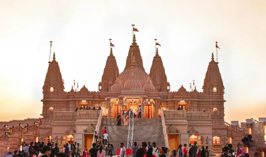 How crowded is the Kanwar Yatra in Varanasi 2025