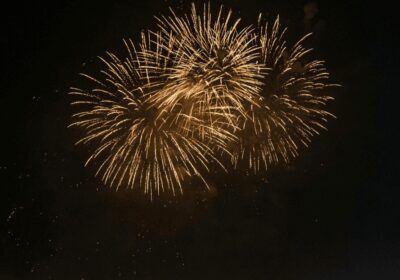 Best 2025 Witnessing the Grandeur of Dev Deepawali in India’s Spiritual Capital