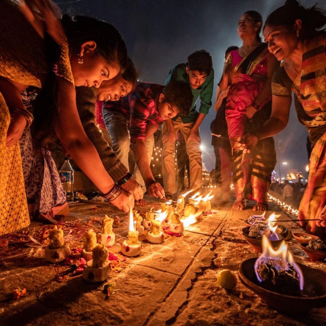 Kashi Dev Diwali: 2025 Spiritual Journey with Comfortable Tour Service 3 Kashi Dev Diwali: Spiritual Journey with Comfortable Tour Service