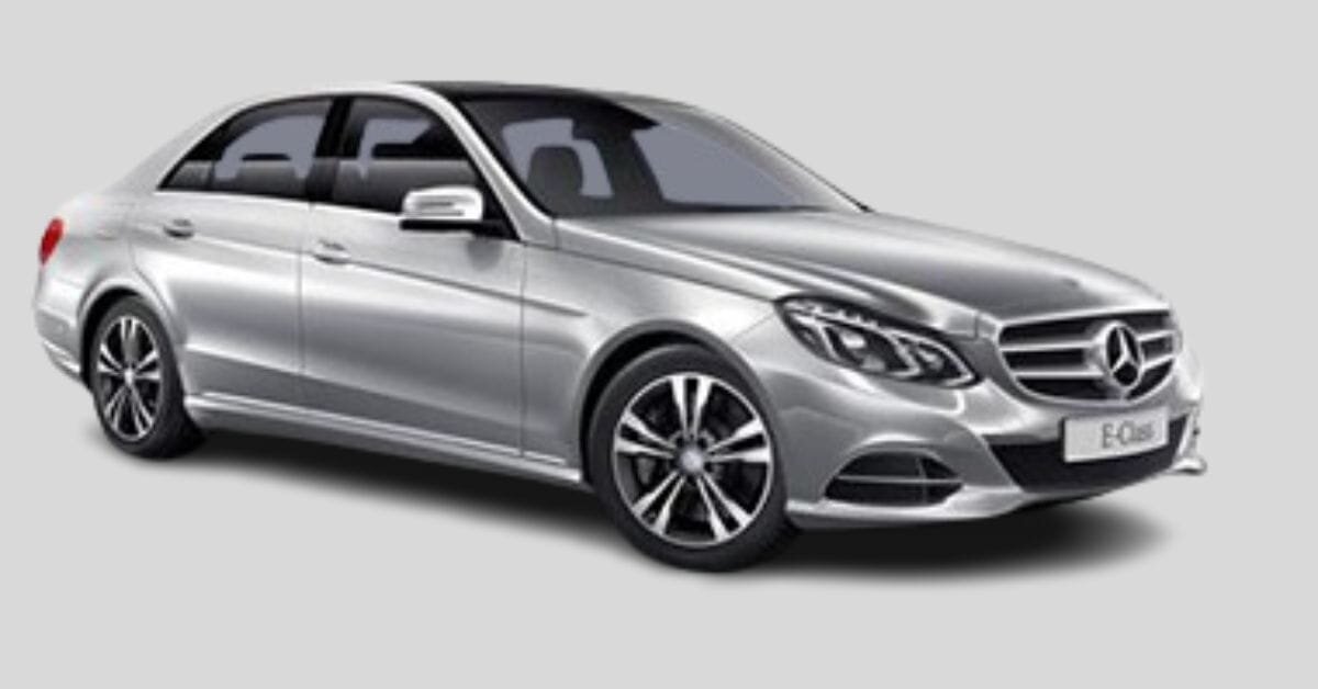 Varanasi Cab Service for Family Groups (4–12 People)