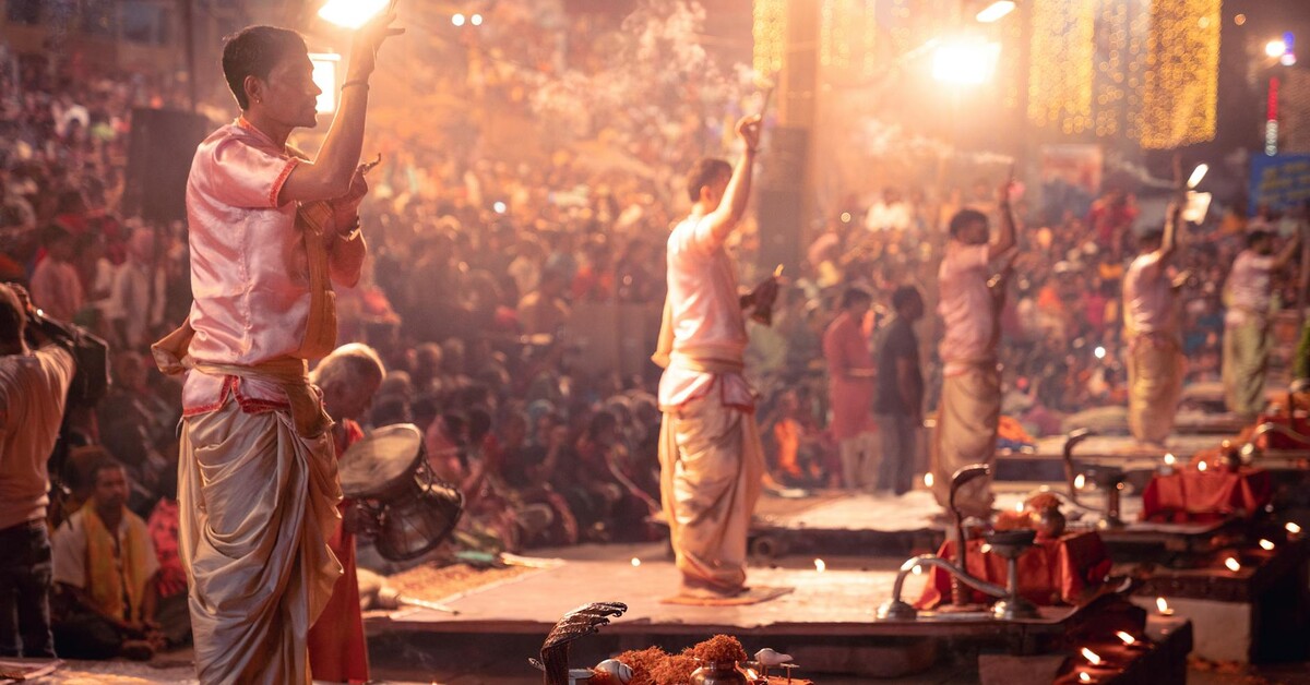 dussehra bharat milap varanasi 2025 events | TripCosmos.co