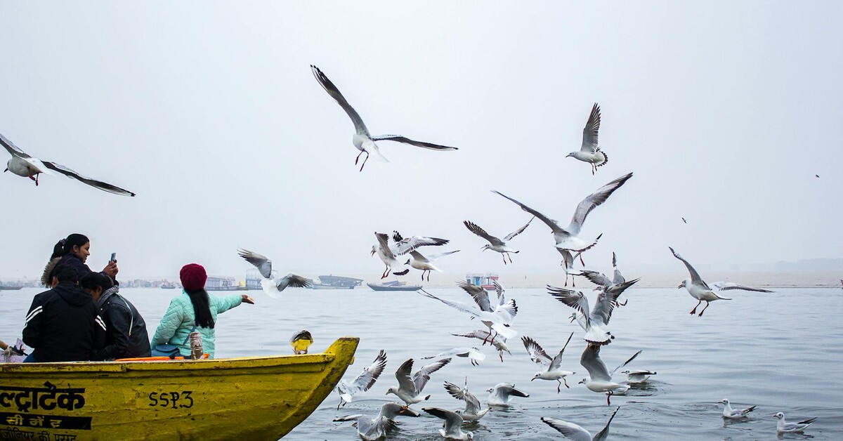 kartik purnima varanasi ghats 2025 | TripCosmos.co