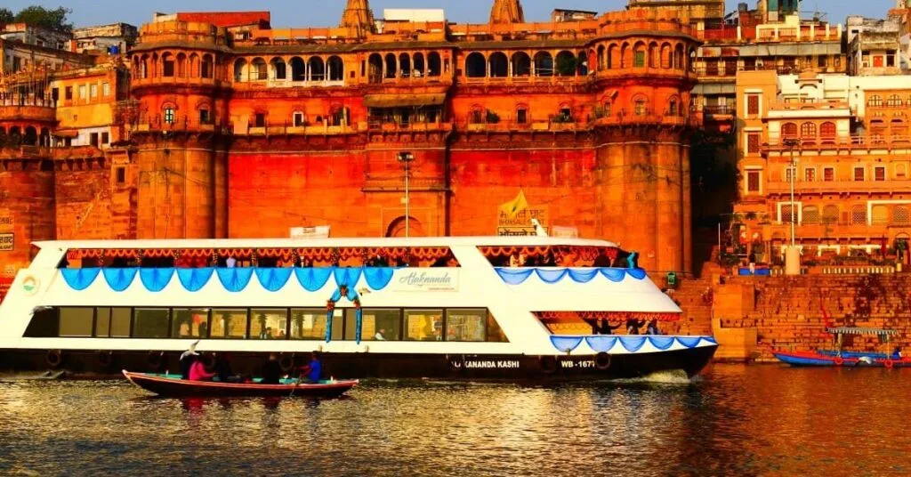 Varanasi Boat + Aarti Combo Package