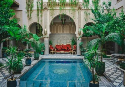 Varanasi Hotel Packages: Book Hotels Ranging from Budget to Luxury