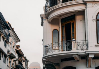 Best 30 Hotel Cost in Varanasi Ayodhya Prayagraj – Actual Market Rates