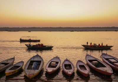 Dev Deepawali for Foreign Tourists – Book & Plan Now