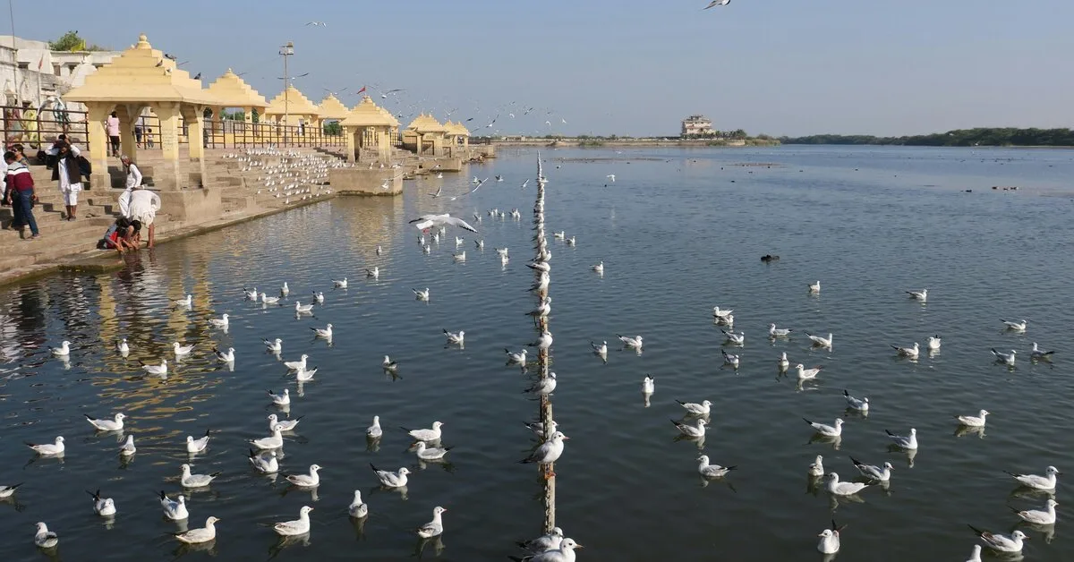 Varanasi Cab Package with Slow-Paced Itinerary for Seniors