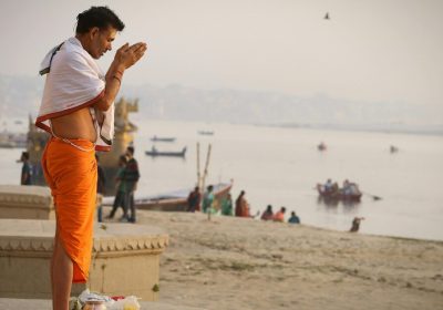 Best 2026 Kashi Tour Package Explore the Spiritual City of Varanasi