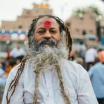 How to Experience Varanasi Calmly Despite Heavy Crowds