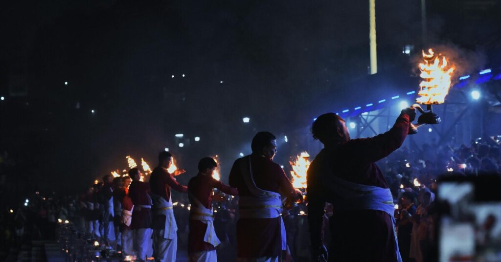 Kashi Tour Itinerary Temple Ghat