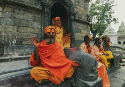 2026 Private Temple Hopping + Evening Boat Experience – A Complete Spiritual Journey Through Varanasi