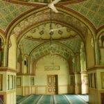 Why Families Prefer Local Operators Over Big Travel Websites