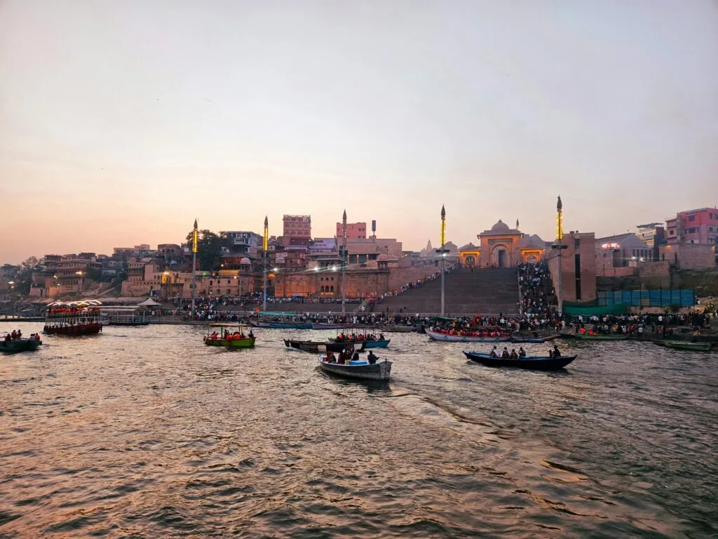 Varanasi Darshan Plan for People Staying Near Assi Ghat