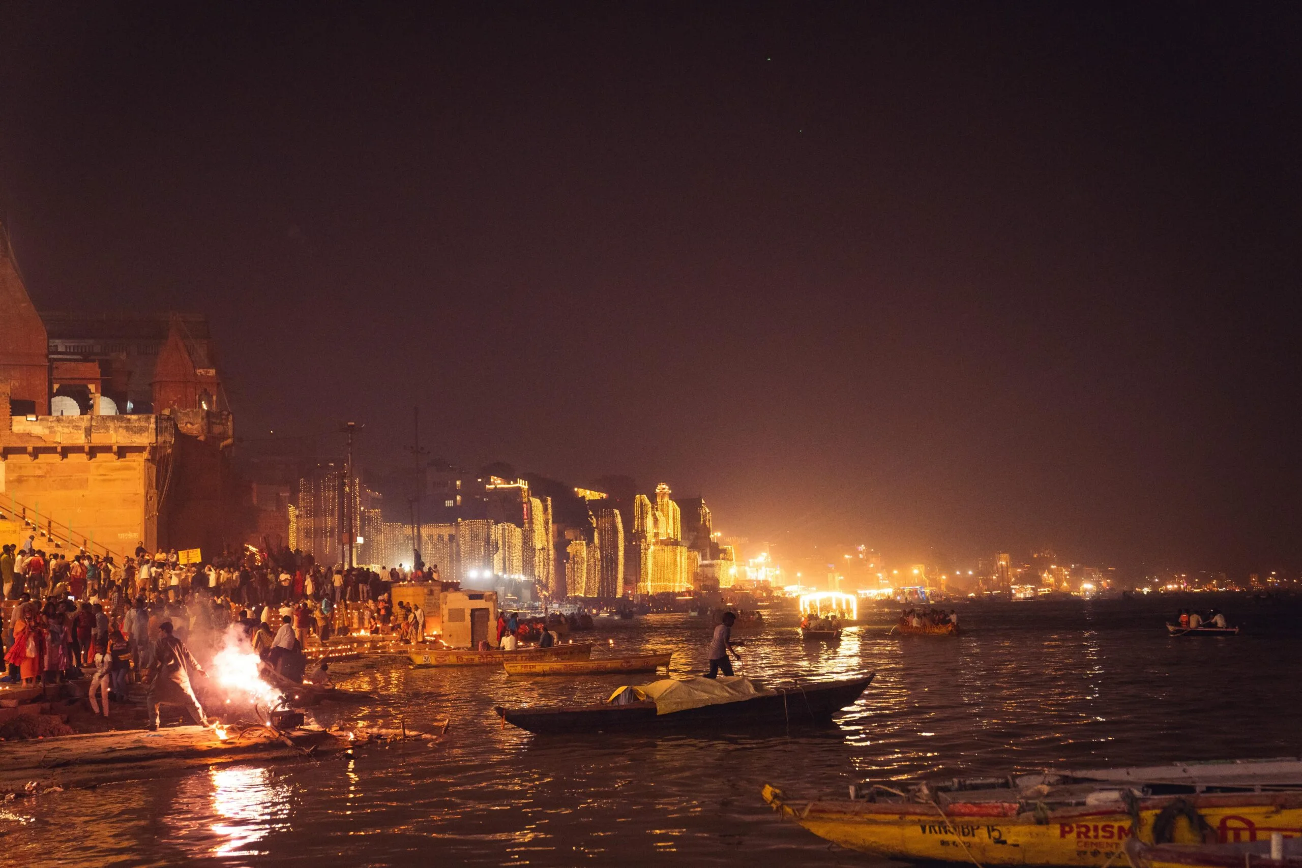 Varanasi Cab Service with Hotel Pickup & Drop for Pilgrims