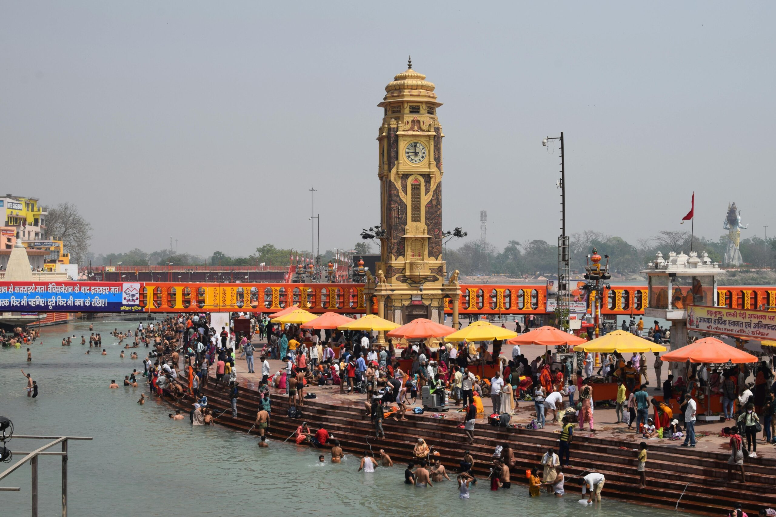 Tour Package vs Self Travel – Real Cost Comparison (2026)