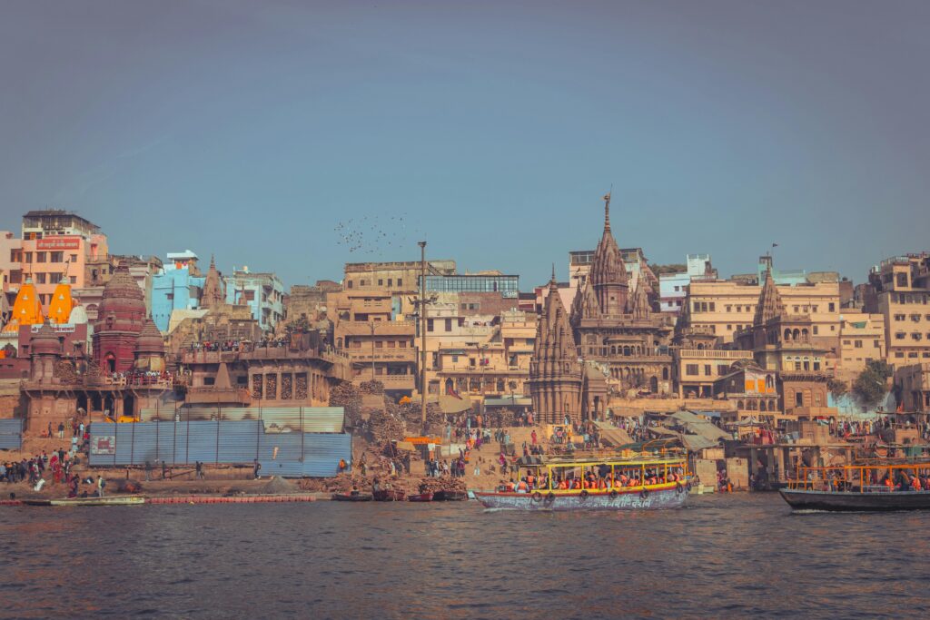 Varanasi Ayodhya Prayagraj Tour Under ₹20000 – Reality Check
