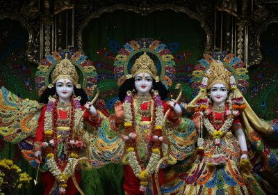 Varanasi Ayodhya Prayagraj Budget Tour Package: 9 Smart Ways to Experience Divine Blessings Without Breaking the Bank