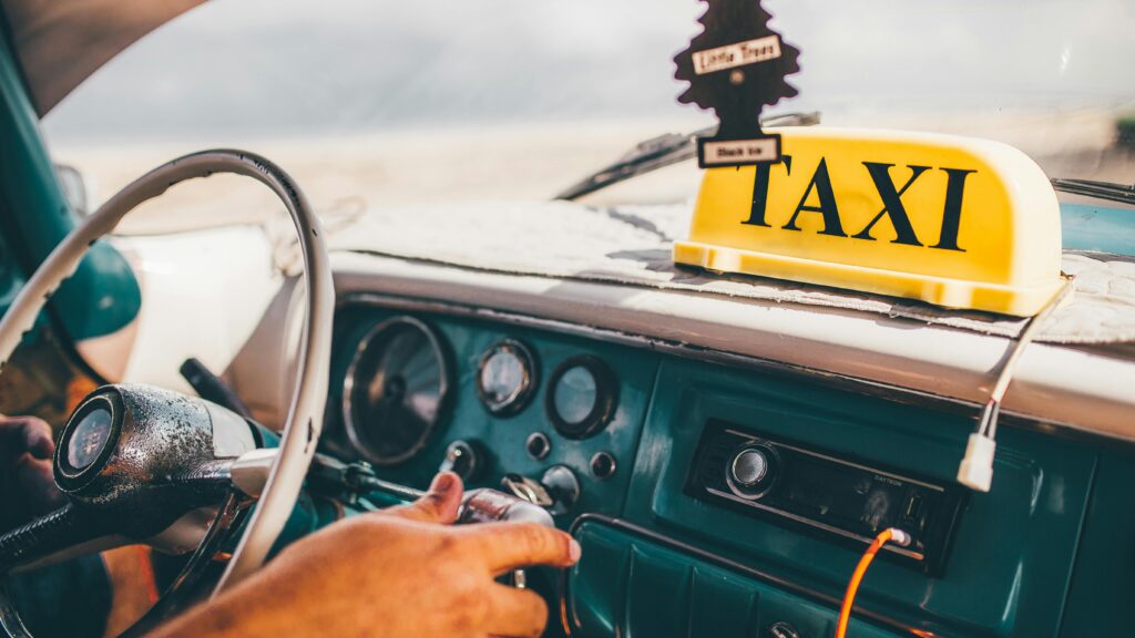 Hotel to Airport Taxi in Varanasi
