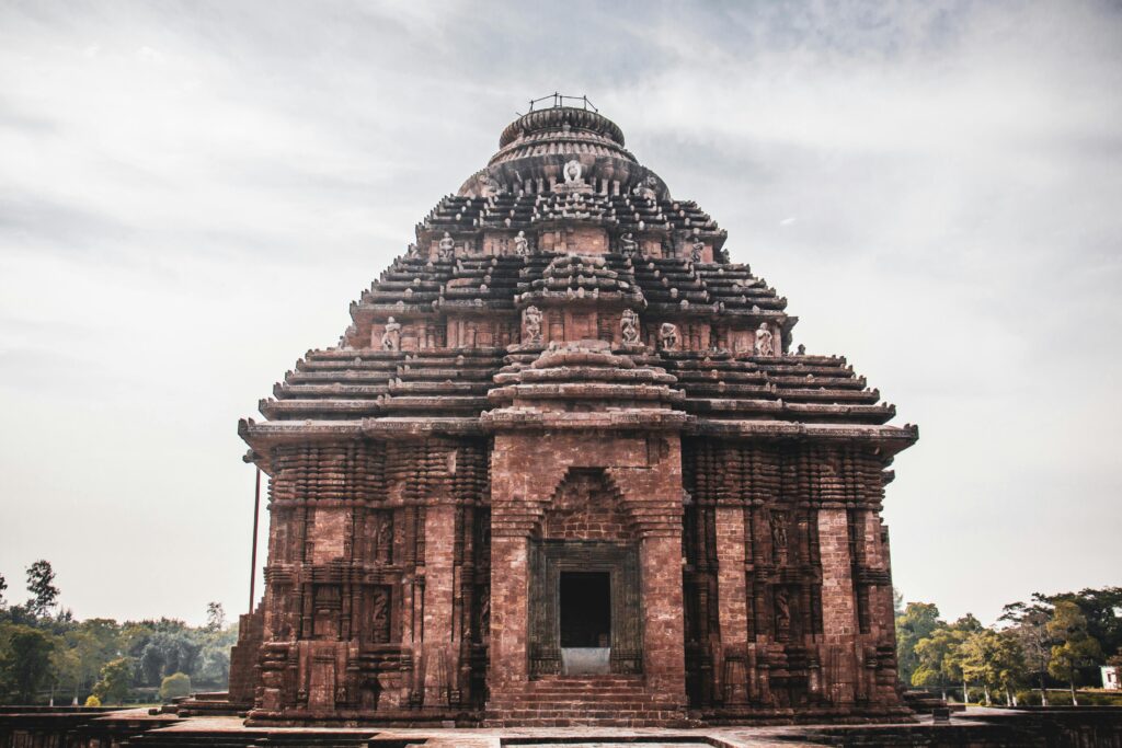 2 Day Varanasi Itinerary With Cab & Hotel Booking