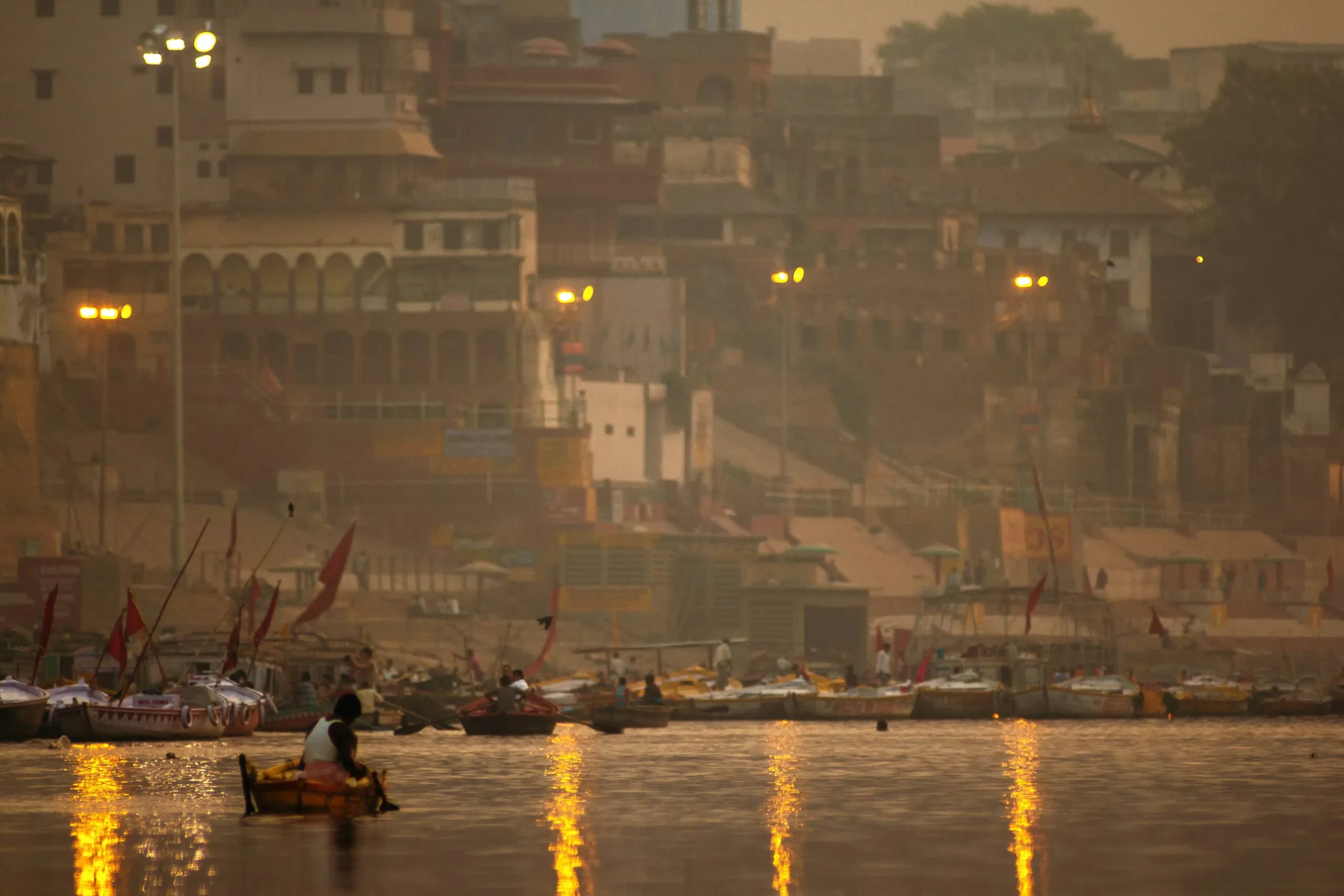 Summer vs Winter Travel in Varanasi