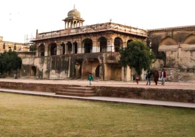 Lucknow Weekend Budget Pilgrimage Under ₹4999 | TripCosmos