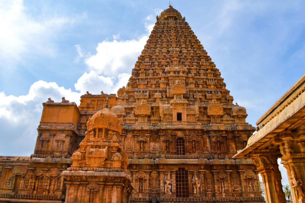 Best Cab Service for Varanasi Tour 2026