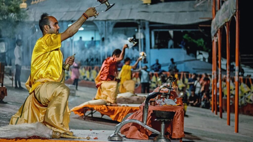 Varanasi Night Boat Tour with Aarti