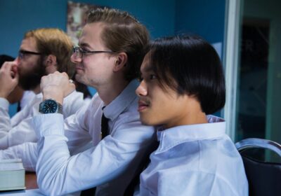 Corporate Group Cab Booking Varanasi | Business Travel