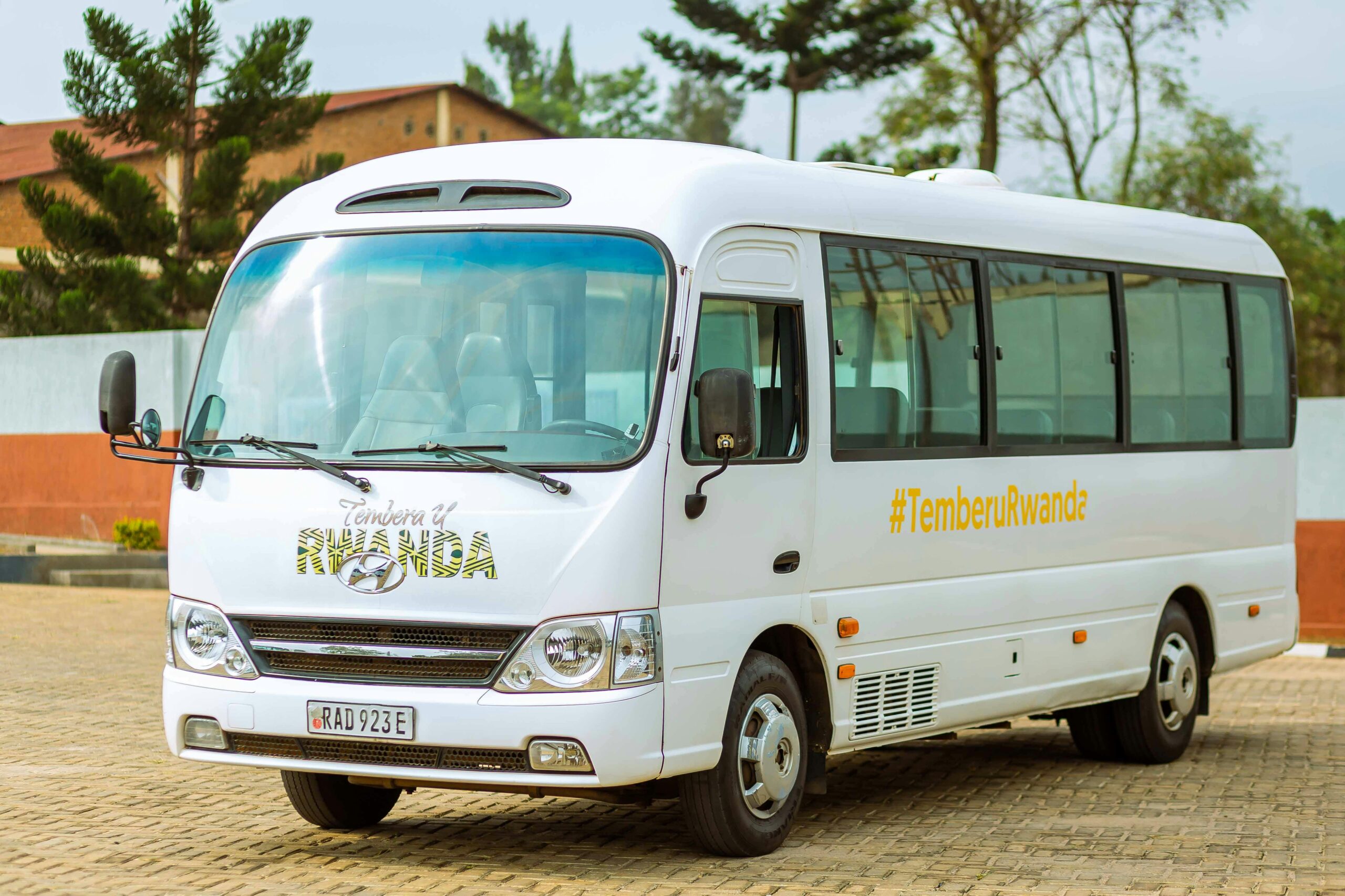 20 Seater Bus Packages Varanasi