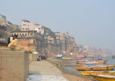Online vs Offline Booking Varanasi 2026: Honest Comparison & Smart Guide