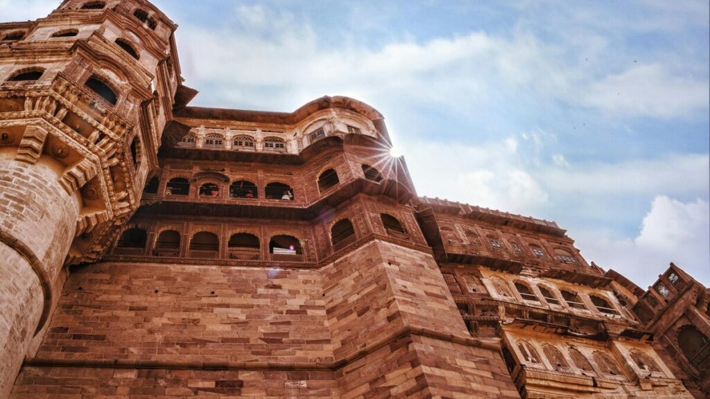 Varanasi Cab and Hotel Full Plan