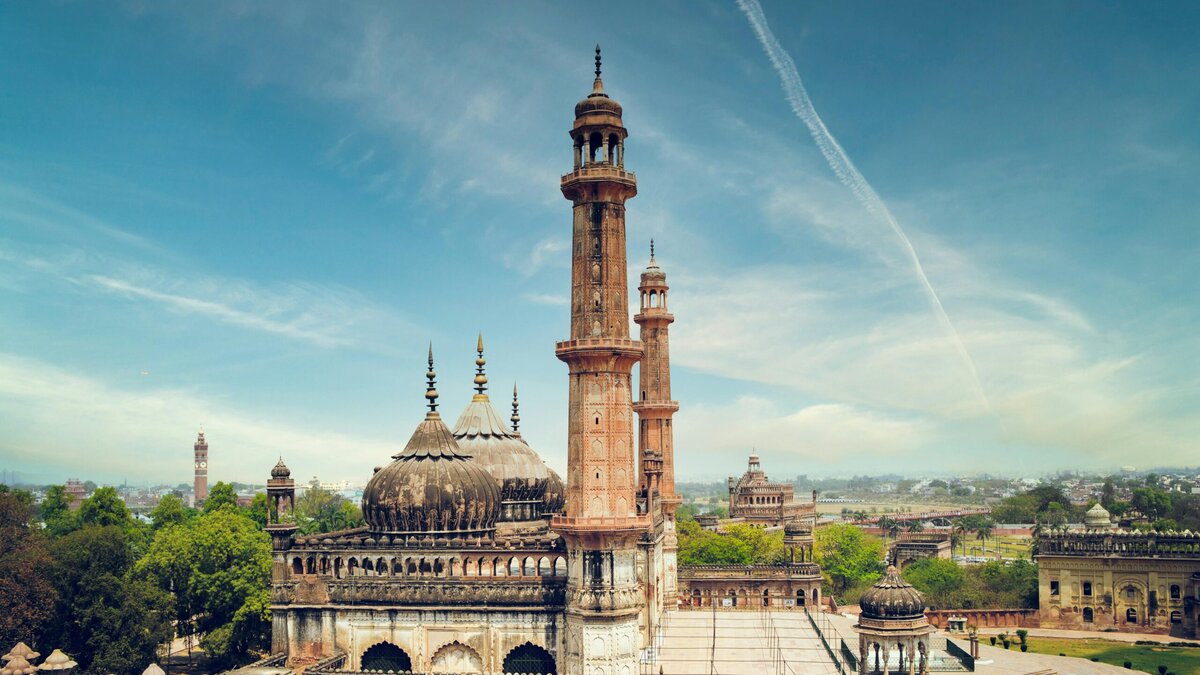 ...Lucknow to Varanasi Taxi Fare 2026...