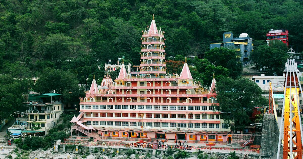 Don’t Book Delhi to Rishikesh Cab Before Reading This — Full Cost & Trip Guide (2026) | TripCosmos.co