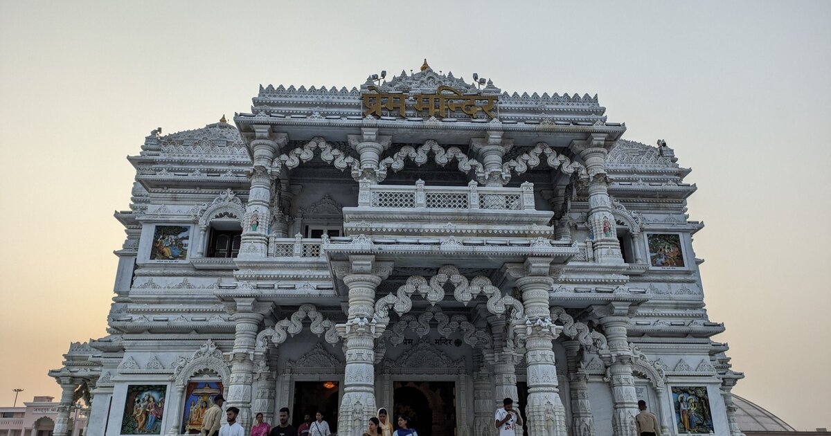 Family Temple Circuit in Uttar Pradesh